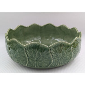 Bordallo Pinheiro Portugal Geranium Green Large Salad Serving Bowl Leaves
